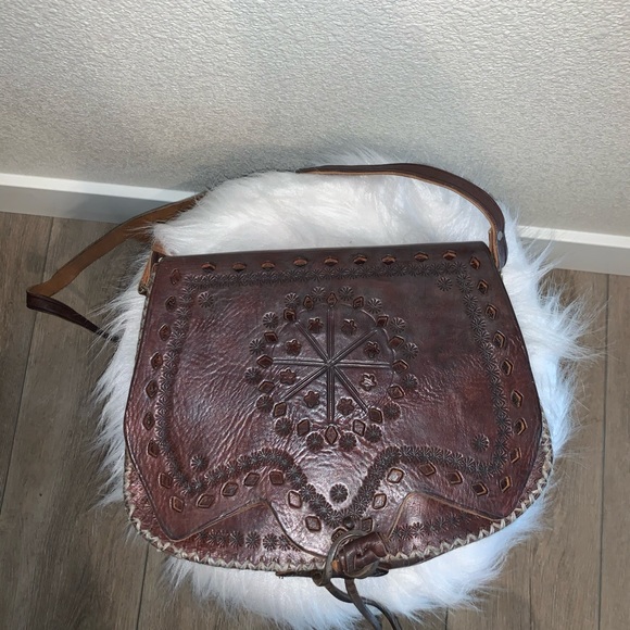 Beautiful hand crafted vintage leather bag - Picture 1 of 6